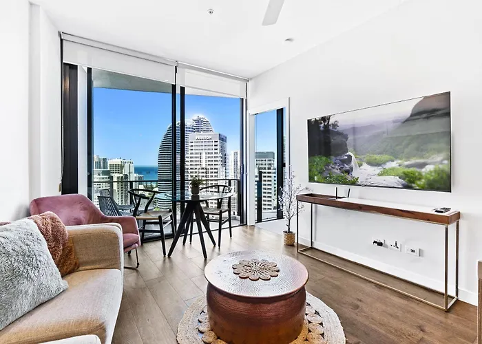 2 Bedroom 1 Bathroom Private Apartments At Casino - Paid Parking Only