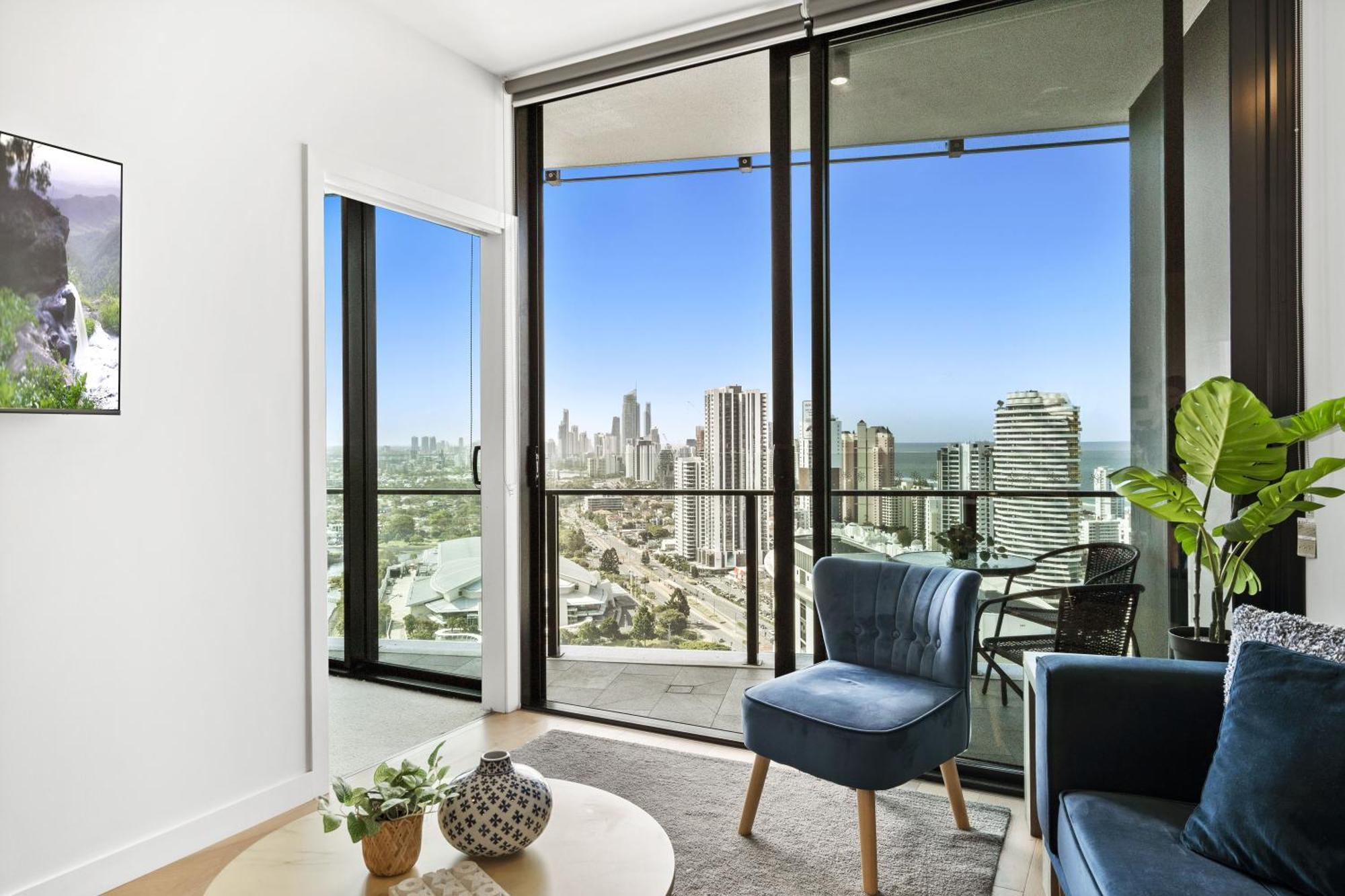 Apartment 2 Bedroom 1 Bathroom Private At Casino - Paid Parking Only